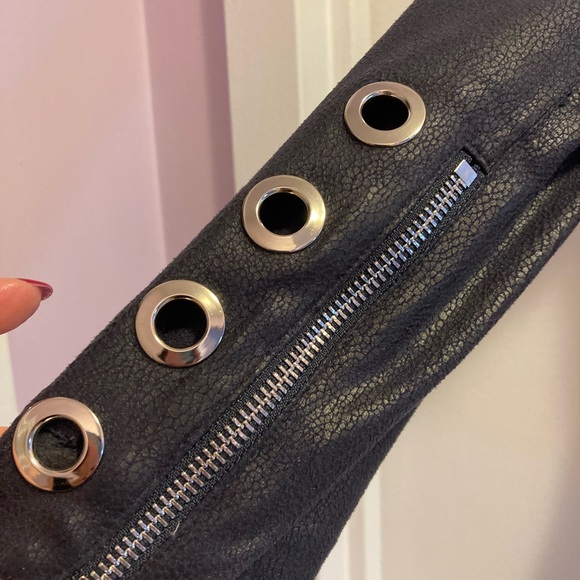 Navy  Suede women jacket , excellent condition. - Picture 3 of 4